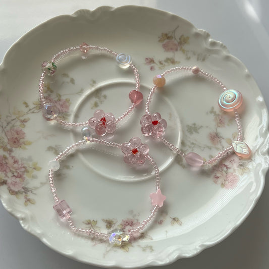 Pink Flower Glass Bracelets 1 of 1