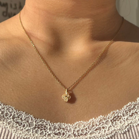 Beige Clover