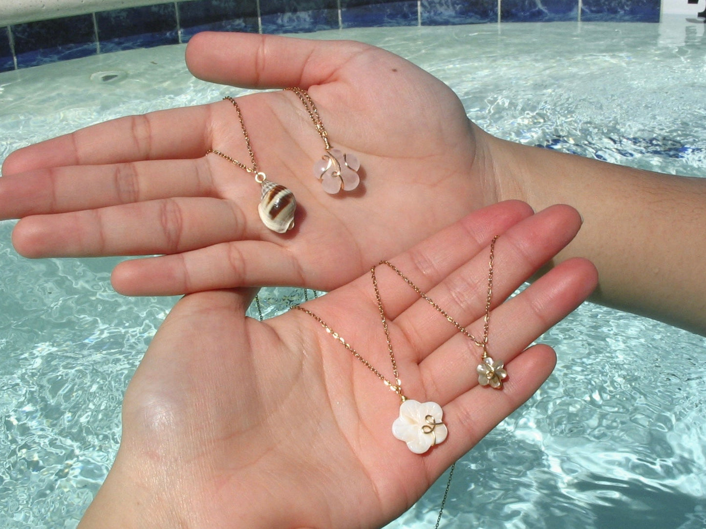 White Hibiscus Set