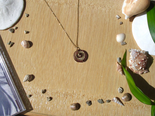 Flat Shell Necklace