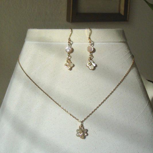 Shell Daisies Set